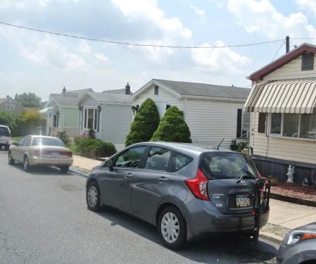 Holly Park Court Mobile Home Park, by Valley Community Management